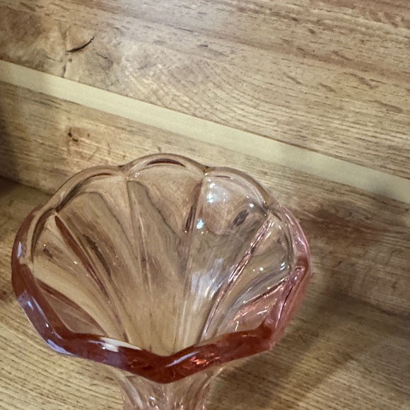 Vintage Fostoria Virginia Peach Elegant Glass Vase 7” - Picture 3 of 6